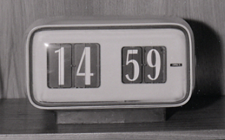 Horloge numérique à affichage à 5 volets Cifra (1957)