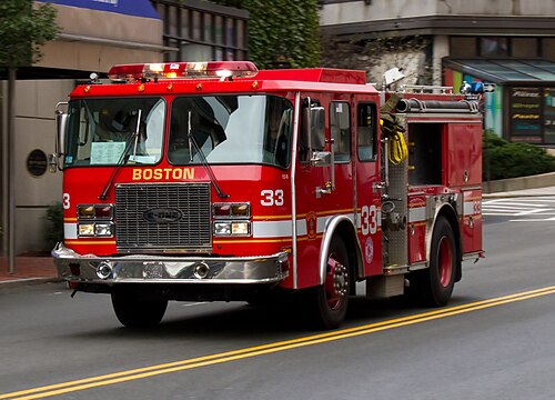 Un moteur E-One utilisé par le service d'incendie de Boston