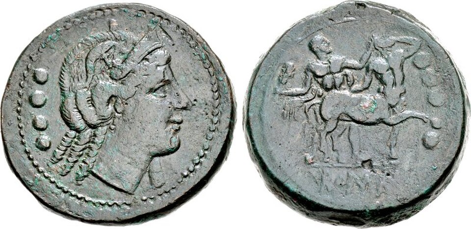 Junon, avec Hercule combattant un centaure au revers (Romain, 215-25 av. J.-C.)