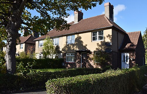 Maisons de style cité-jardin à Admiralty Road, Rosyth.