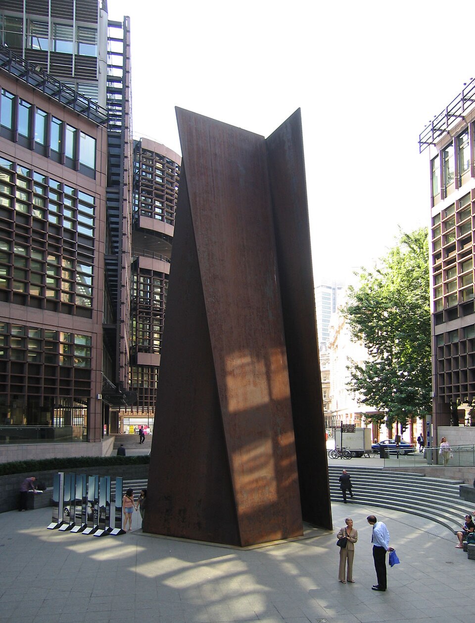 Richard Serra, Fulcrum 1987, 55 ft high free standing sculpture of Cor-ten steel near Liverpool Street station, London