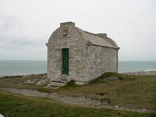 Magazine Trinity House, North Stack