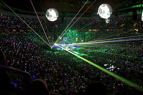 Conception d'éclairage pour la tournée Mylo Xyloto de Coldplay