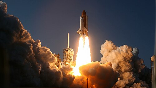 Gros plan du lancement depuis la plateforme 39A.