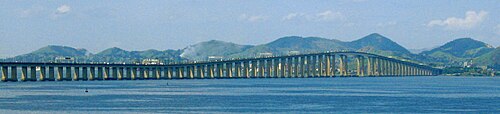 Le pont Rio-Niterói, officiellement partie intégrante de l'autoroute fédérale BR-101 ; un monument de Rio de Janeiro