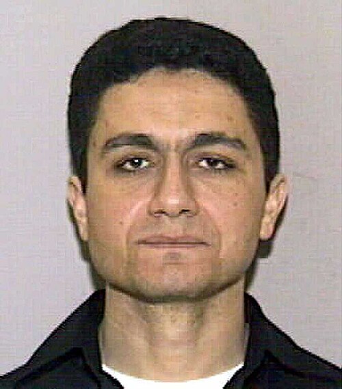 Mohamed Atta, portrait sans expression, visage entier