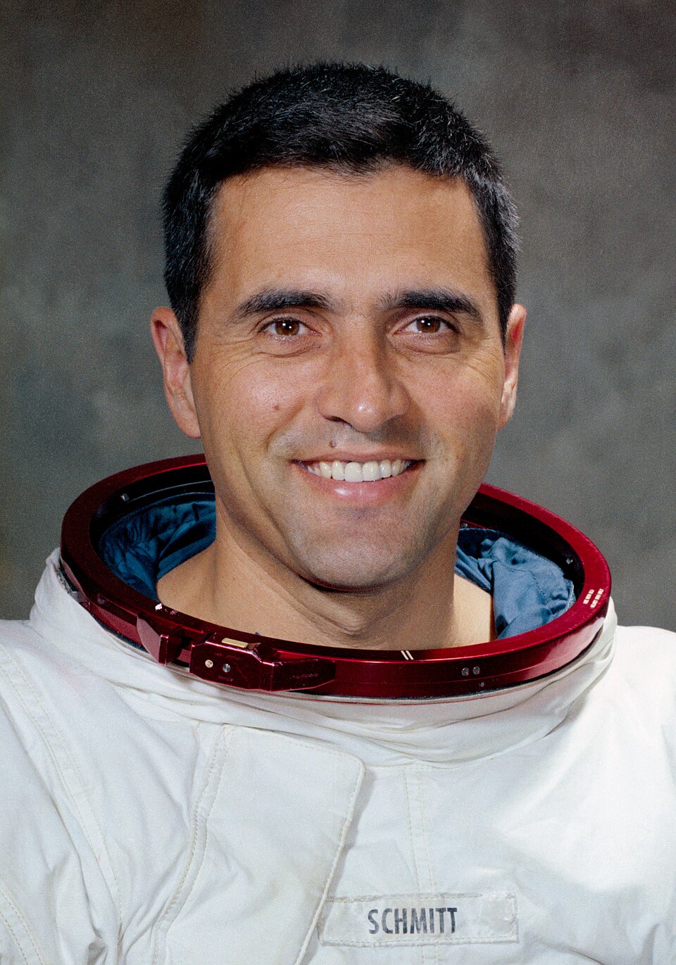 L'astronaute et sénateur américain Harrison Schmitt (promotion 1957), seul géologue à avoir marché sur la Lune