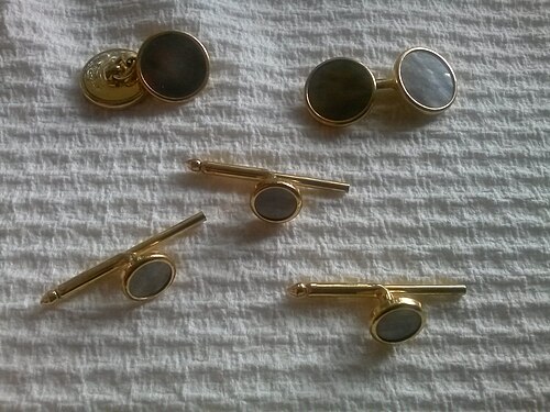 Boutons de manchette et boutons de chemise en or