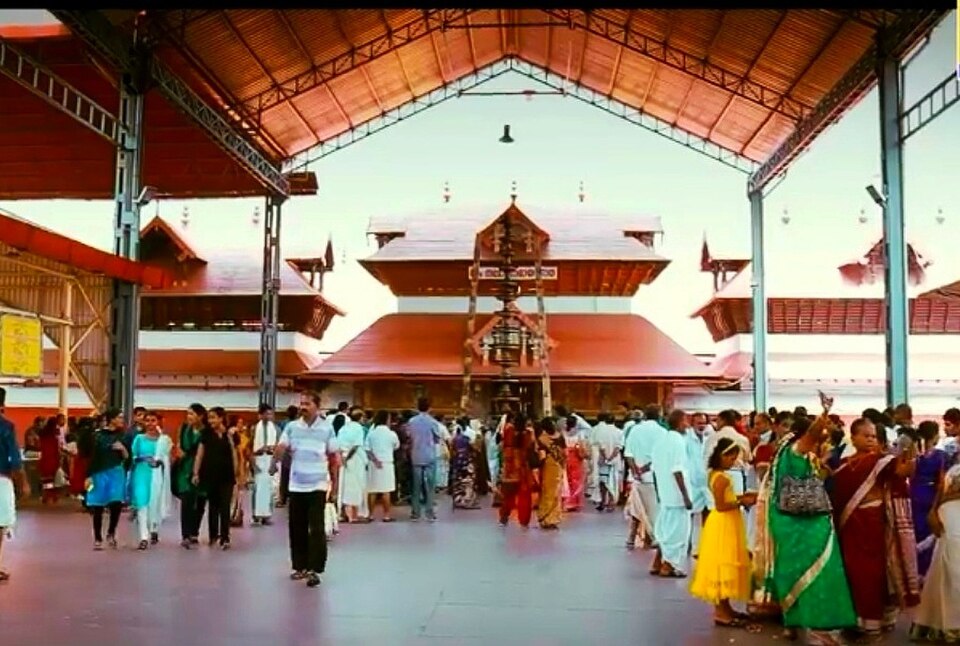 Le célèbre temple de Guruvayur est un temple hindou traditionnel situé au Kerala, en Inde.