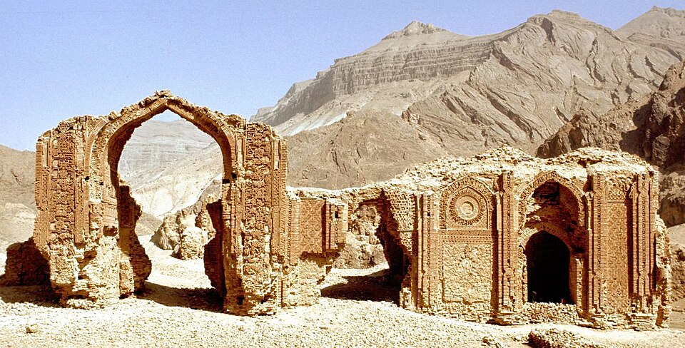 Ruines de la madrasa Shah-i Mashhad (construite en 1176)