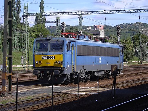 Locomotive électrique Ganz-MÁVAG de la série V63 des chemins de fer hongrois