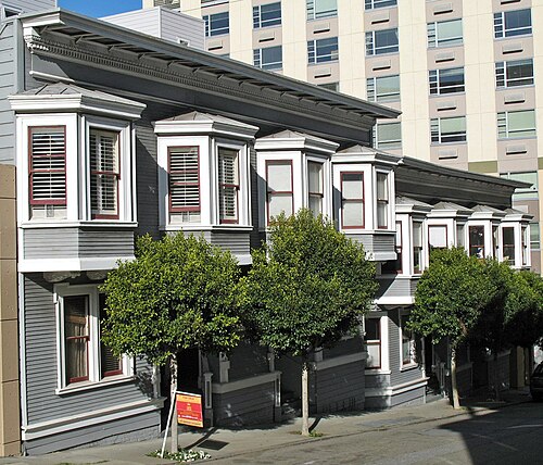 Fenêtres Oriel à San Francisco, Californie, États-Unis