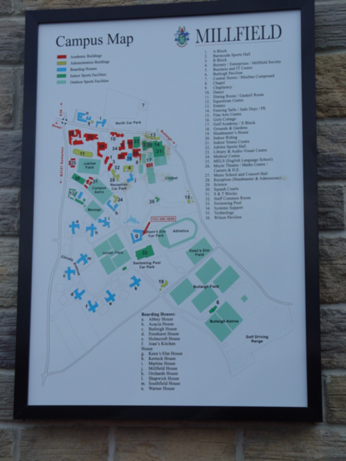 Une carte du campus montrant les installations