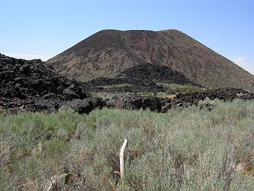 Volcan à cône de scories de l'Holocène sur la route nationale 18 de l'Utah près de Veyo