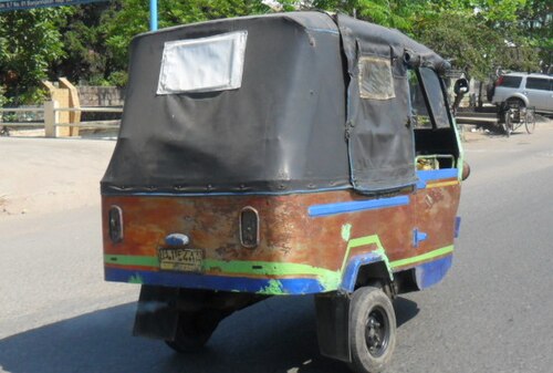 Bajaj 2 temps à Banjarmasin, Kalimantan Sud