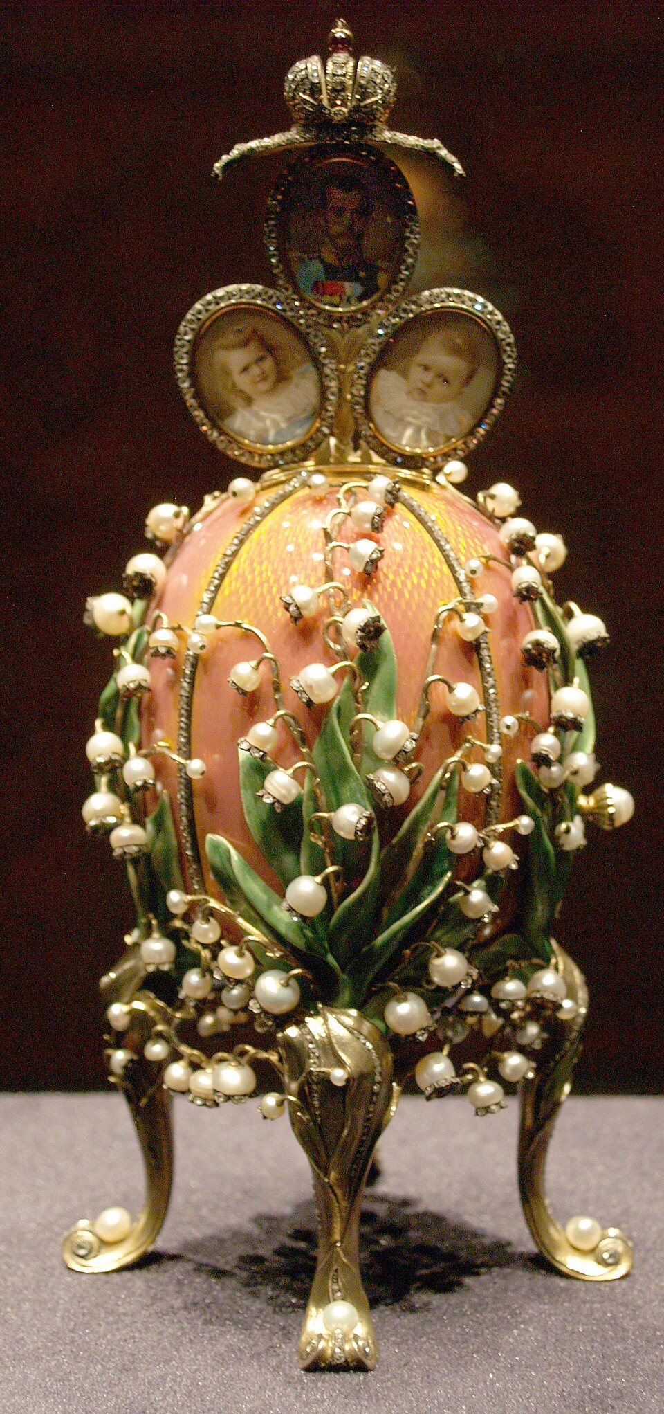 An Art Nouveau Fabergé egg[nb 3] (1898)