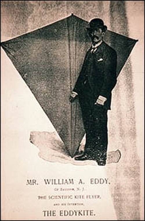 William A. Eddy avec un cerf-volant Eddy