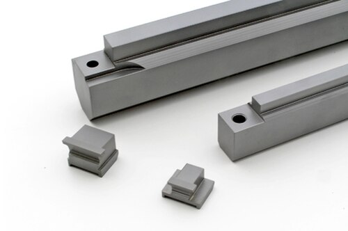 Outils de rainurage