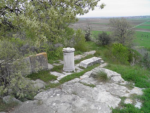 Temple d'Athéna de Troie VIII, construit sur les ruines du complexe palatial de l'âge du bronze