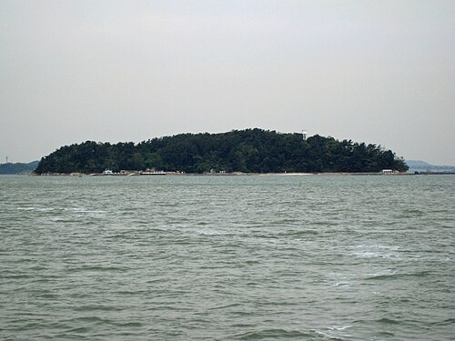 La petite île de Jakyakdo