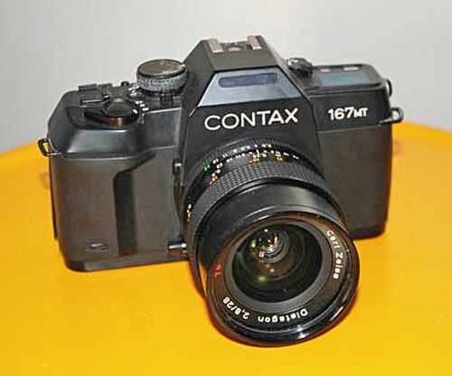 Contax 167MT avec Distagon T* f2,8 28 mm