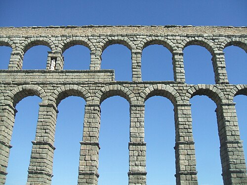 Arches de l'aqueduc de Ségovie