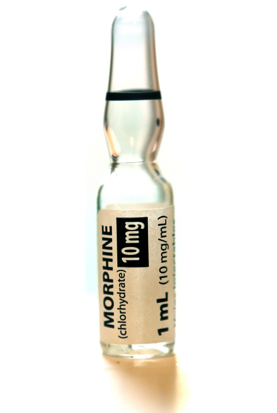 ampoule de 1 millilitre contenant 10 mg de morphine