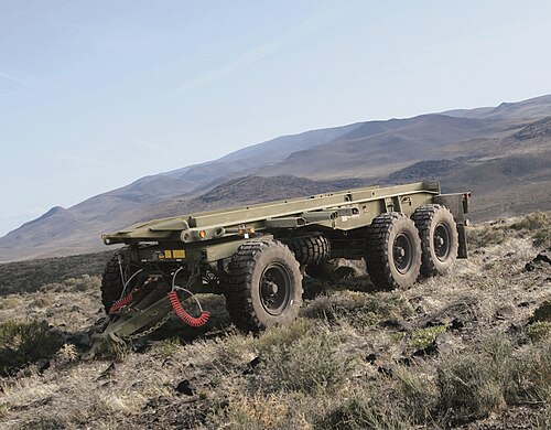 Remorque M1076 PLS fabriquée par Oshkosh