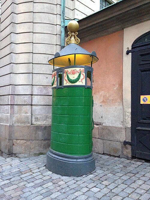 Urinoir de rue à Stockholm