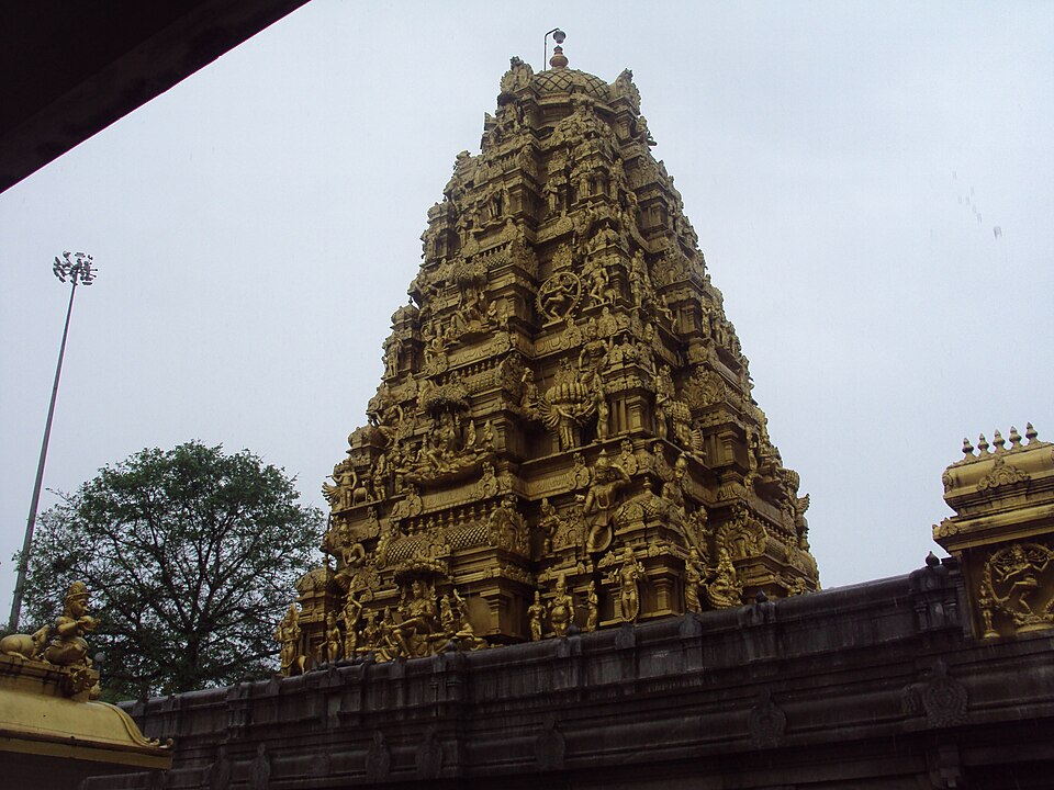 vimana dravidien du temple de Murudeshwara