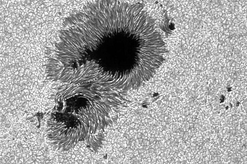 Vue détaillée d'une tache solaire, 13 décembre 2006
