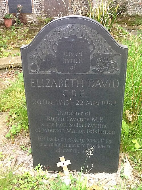 pierre tombale avec inscription à Elizabeth David