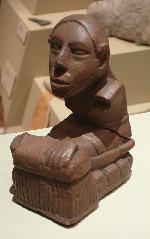 Statuette en argile découverte sur le site de Cahokia