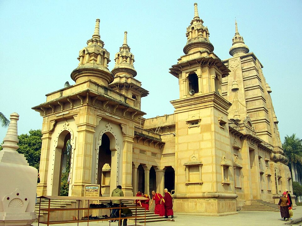 Le Mulagandha Kuty Vihara moderne, un temple bouddhiste construit par la société Maha Bodhi à Sarnath