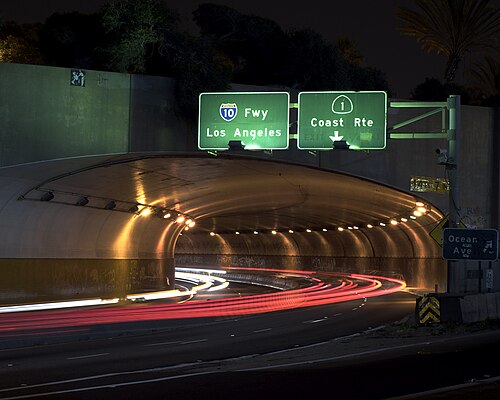 Extrémité ouest de l'I-10 au niveau du tunnel McClure à Santa Monica
