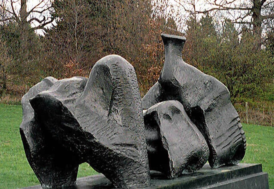 Henry Moore, Three Piece Reclining figure No.1, 1961, Yorkshire