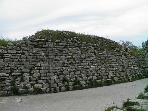 Segment de mur près de la porte Est
