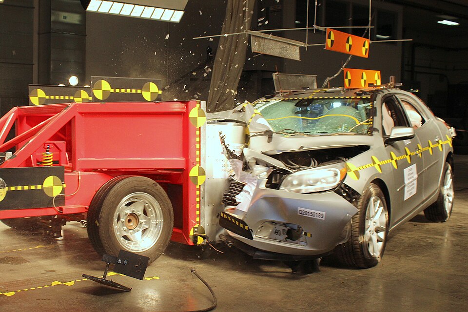Test de collision oblique côté passager d'une Chevrolet Malibu 2015