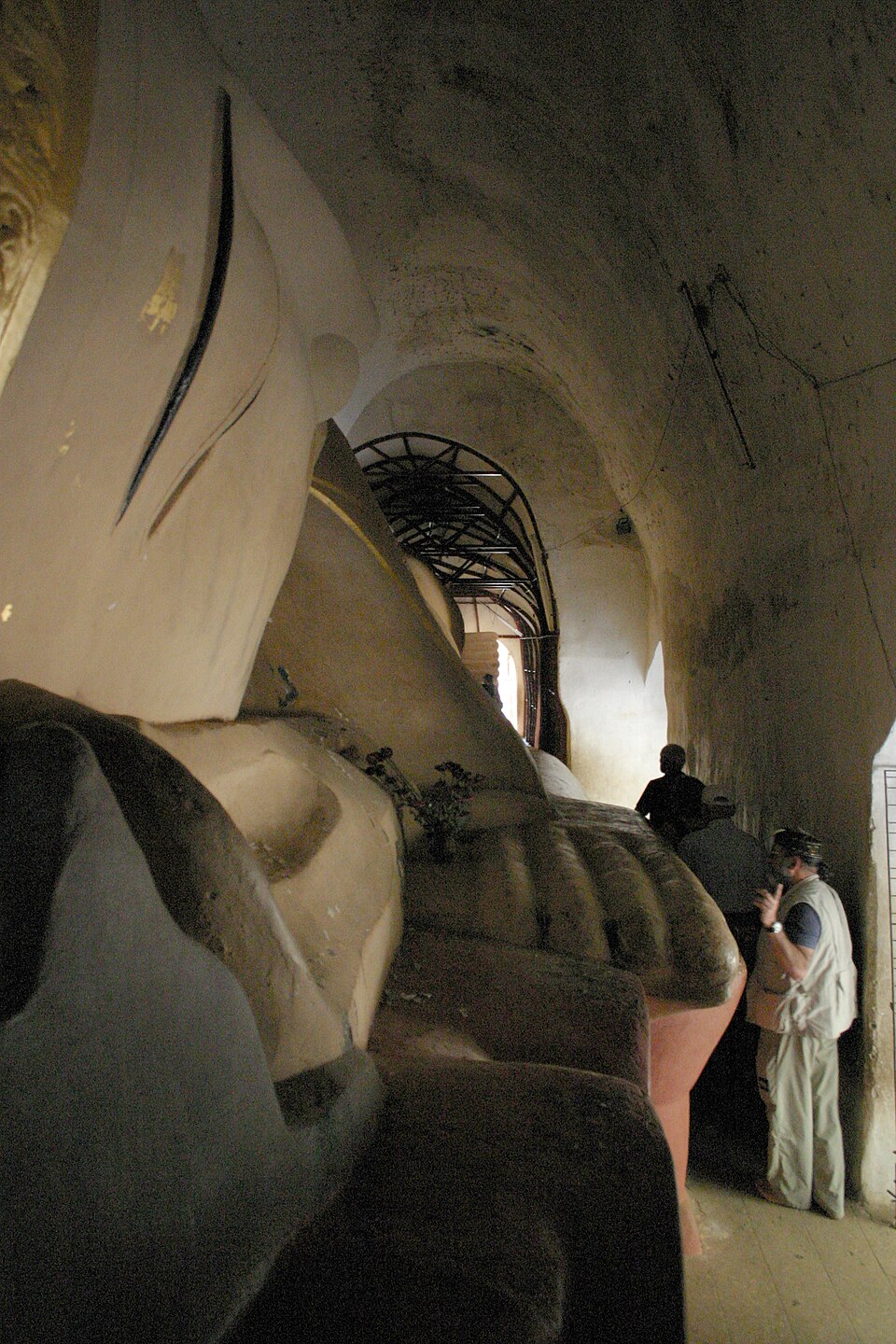À l'intérieur du temple Manuha