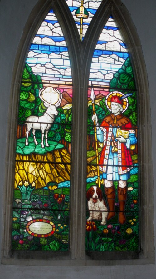 Vitrail de l'église Saint-Ethelbert, à Herringswell, Suffolk, Angleterre. Il représente saint Hubert et le cerf.