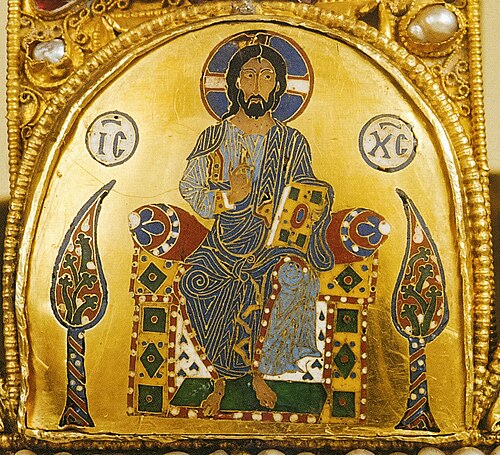 Le Christ Pantocrator sur la Sainte Couronne de Hongrie (XIIe siècle)