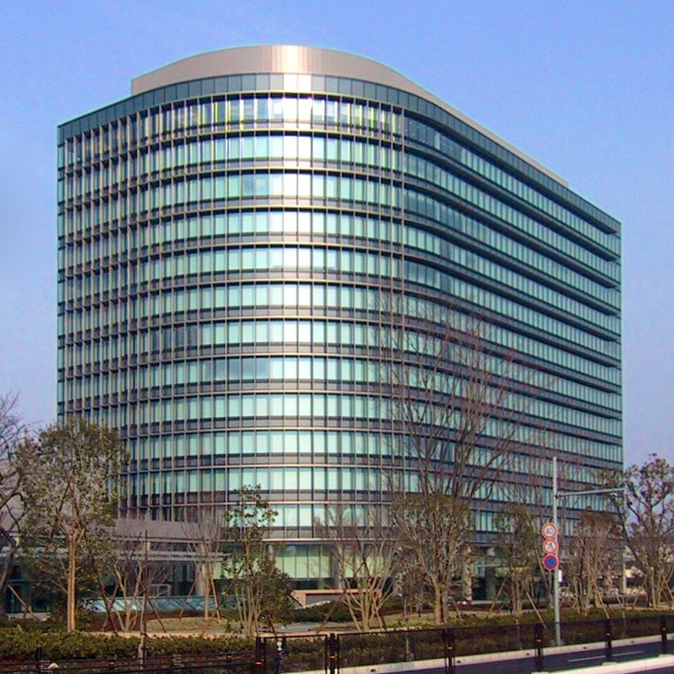 Toyota est l'une des plus grandes multinationales au monde, son siège social se trouvant à Toyota City, au Japon.