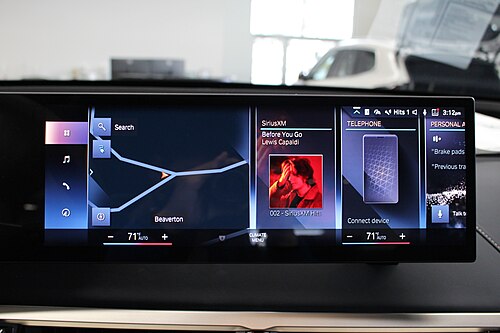 BMW iDrive 8 dans la BMW iX M60