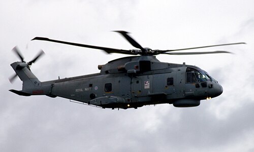 AgustaWestland AW101 Merlin montrant un rotor BERP avec un profil de pointe de pale distinctif