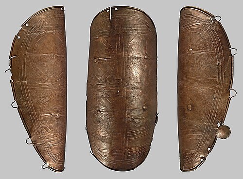 Jambière en bronze, culture des champs d'urnes, Hongrie, XIIIe siècle av. J.-C.