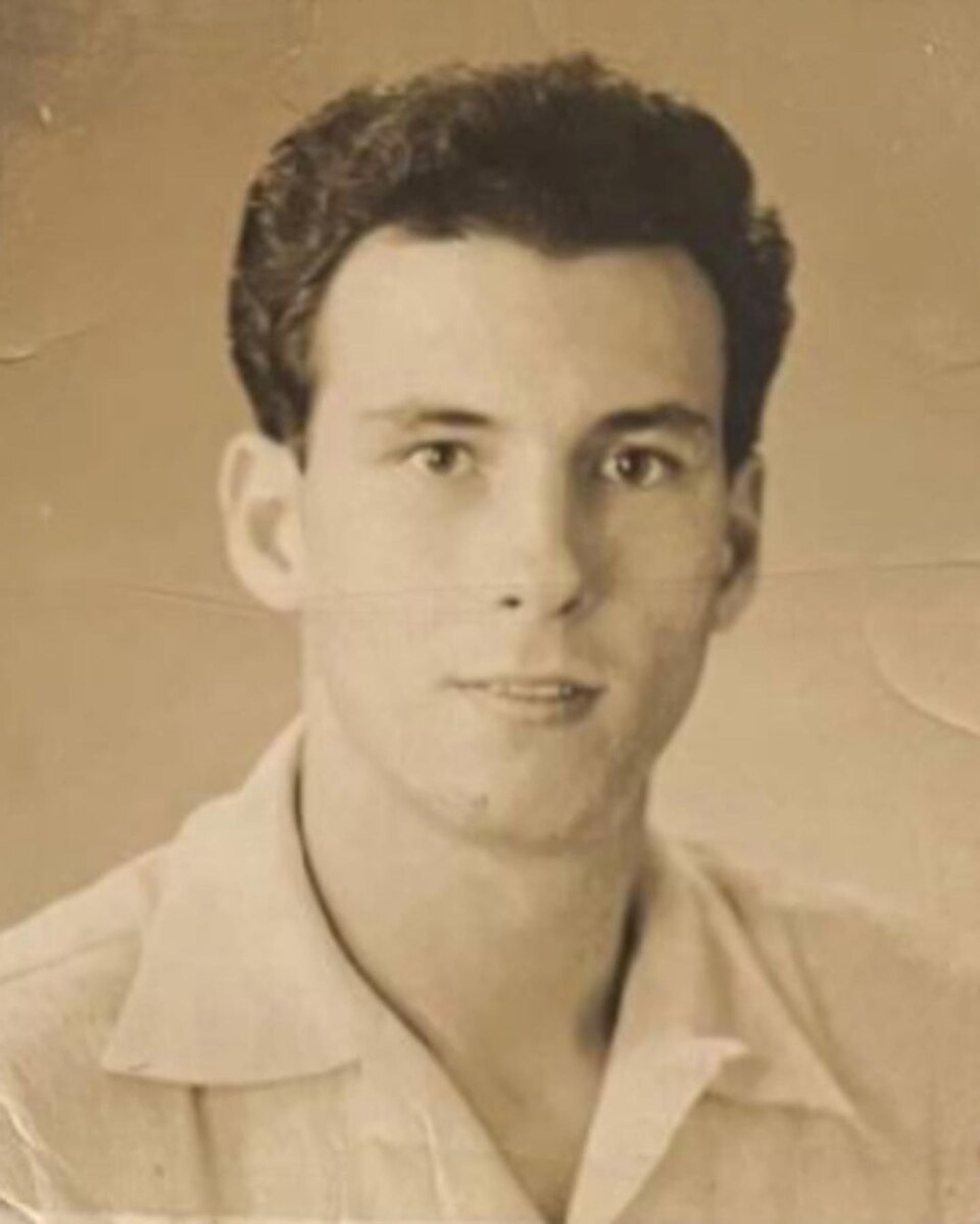 Carlos LoyzagaPhilippinBasketballeur philippin
