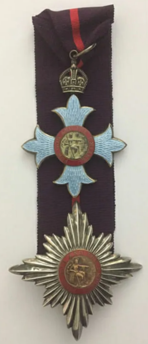 Insigne, ruban et étoile du KBE (division militaire)