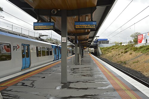 Station de Nunawading sur les lignes Belgrave et Lilydale à Melbourne, Australie.