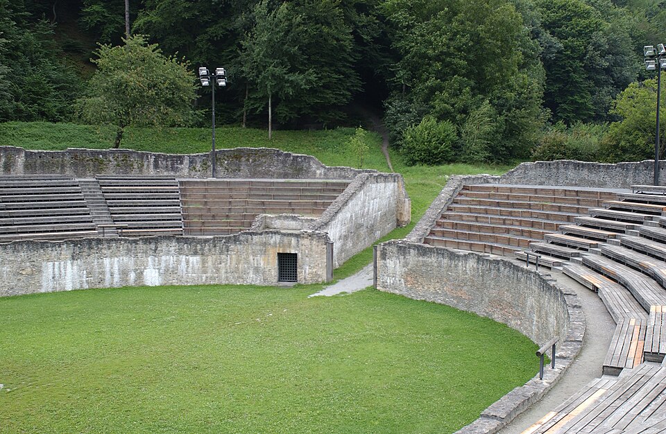 Amphithéâtre de l'époque romaine restauré