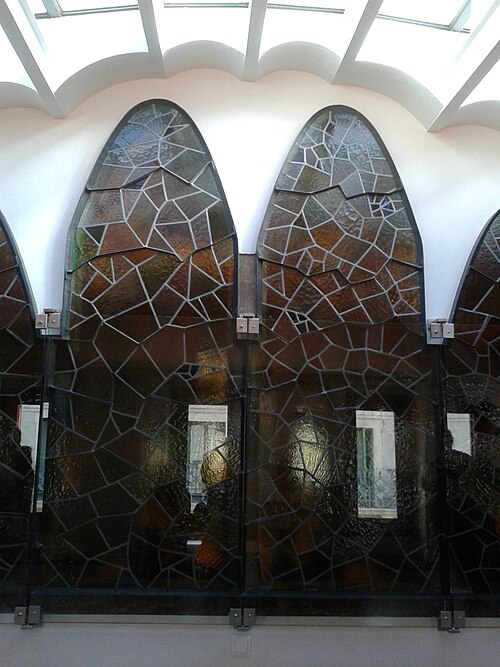 Palau Güell : Parabolique [76]
